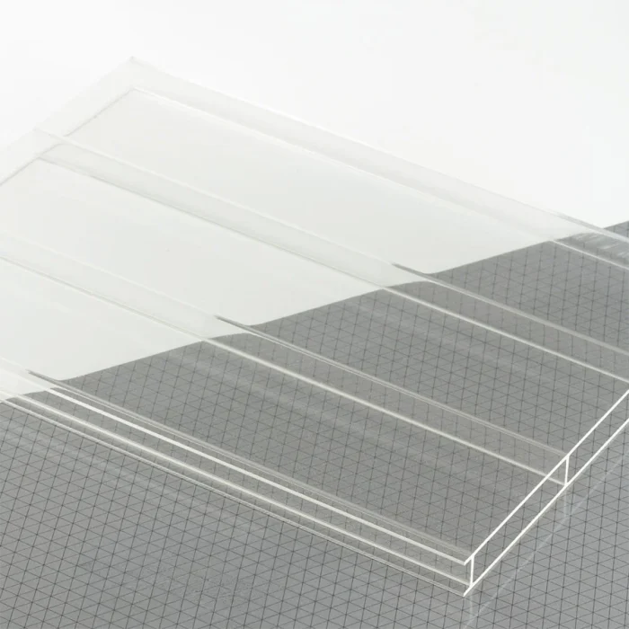 PLEXIGLAS Alltop polikarbonát bordáslemez